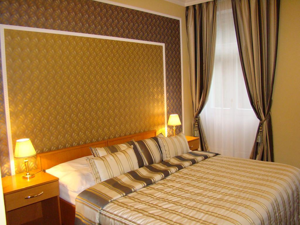 Saint Petersburg Karlovy Vary