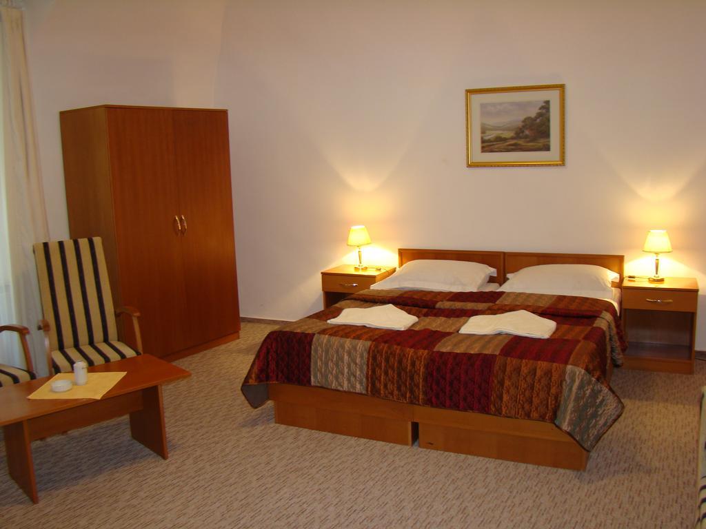 Hotel Saint Petersburg Karlovy Vary